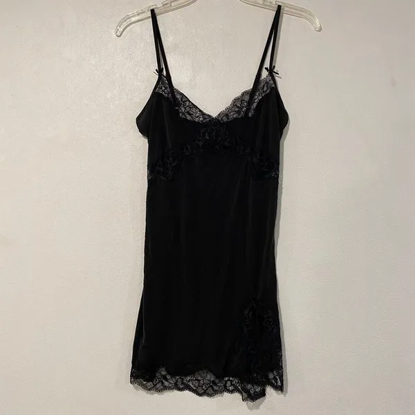 Victoria’s Secret Black Lace Cami Sleep Tank Chemise Size Small - Image 2