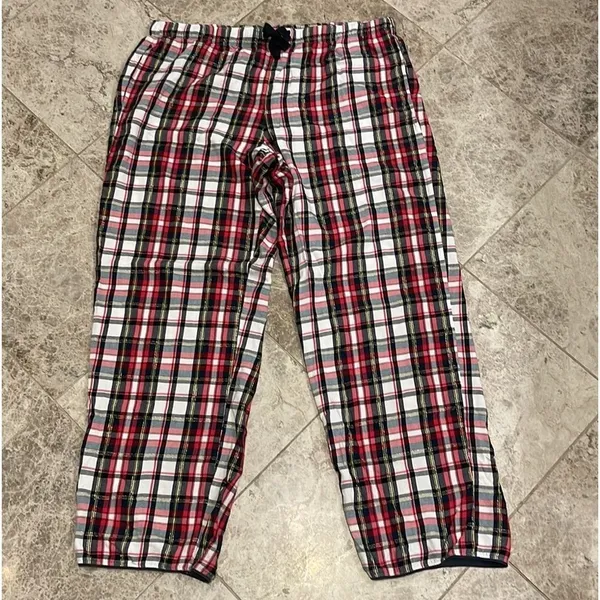 Victoria’s Secret Women's Plaid Pajama PJ Pants Medium Red Black - Image 3