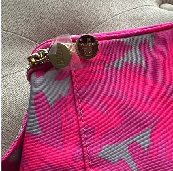 NWOT Estée Lauder bag - Image 3