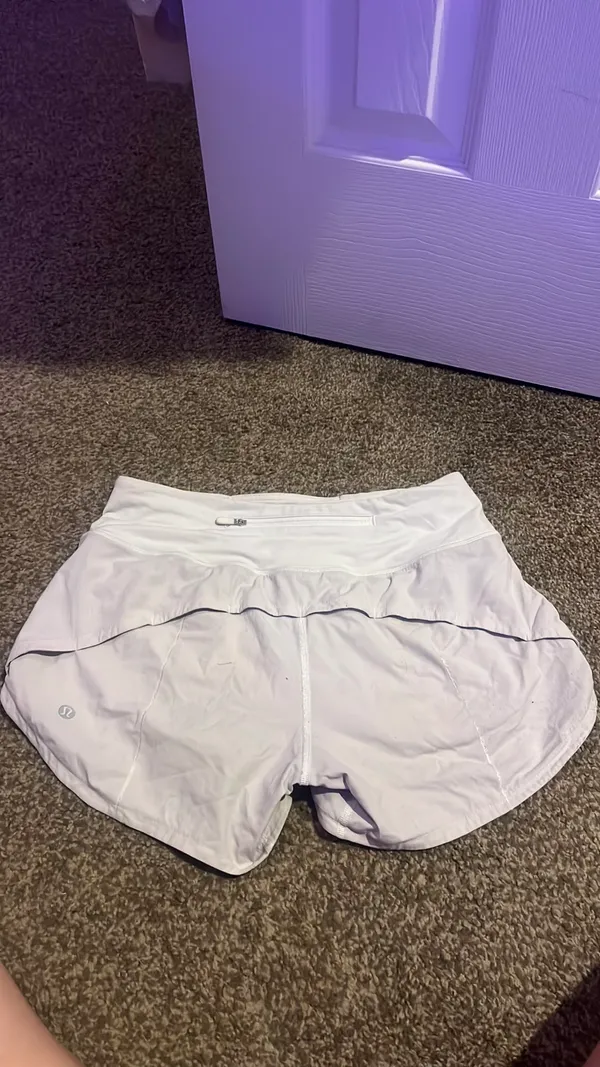 Lululemon Shorts Speed Up 4" 4 - Image 2