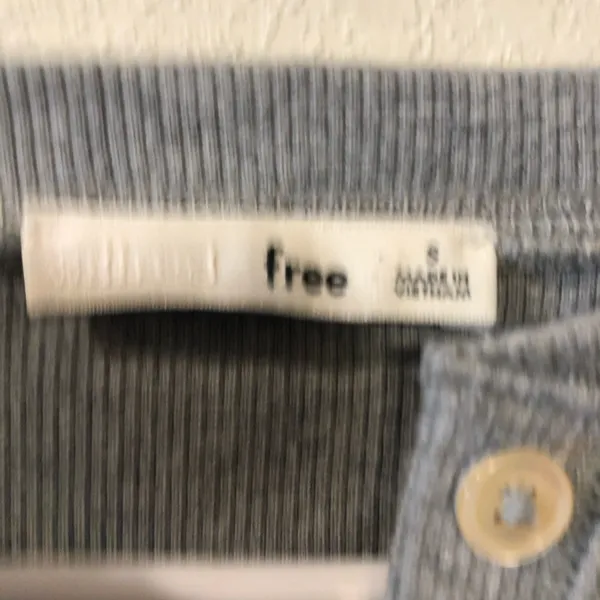 Wilfred Free Mavis Cropped Henley Thermal Heather Gray Womens small - Image 3