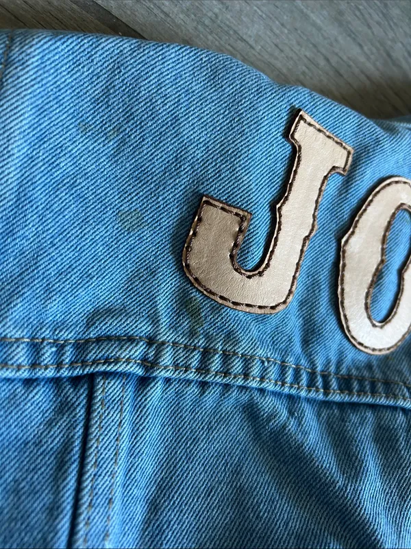 Understated Leather Light Blue Women's Denim Jacket - Classic Trucker Style - Image 6