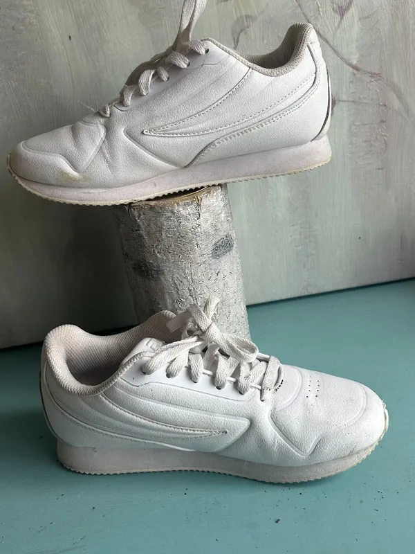 Fila Machu Women's All White Sneaker Low Top Comfort Size 6 Comfort Everyday - Image 3