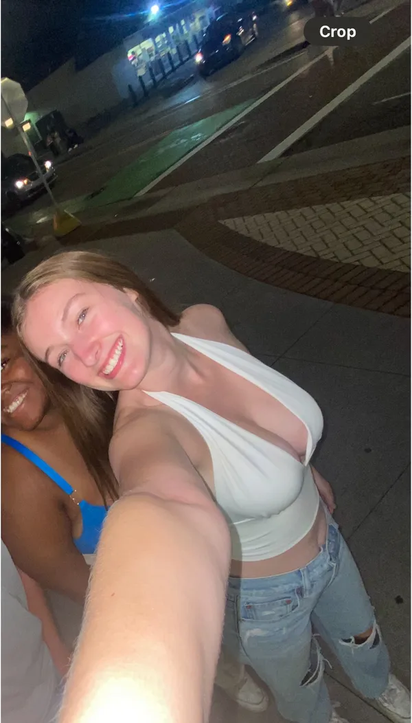 Low cut halter top - Image 3