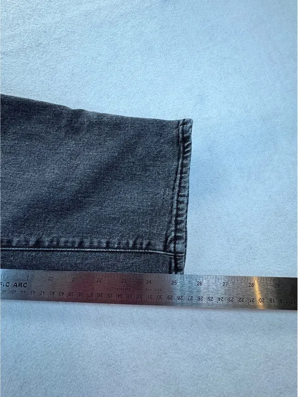 Old Navy Curvy OG Straight Jeans Women’s 10 Black Gray Distressed High Rise - Image 7