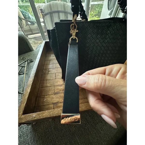 ALDO Gloadithh‎ Black Woven Faux Leather Tote Bag Gold Hardware Top Handle Purse - Image 6