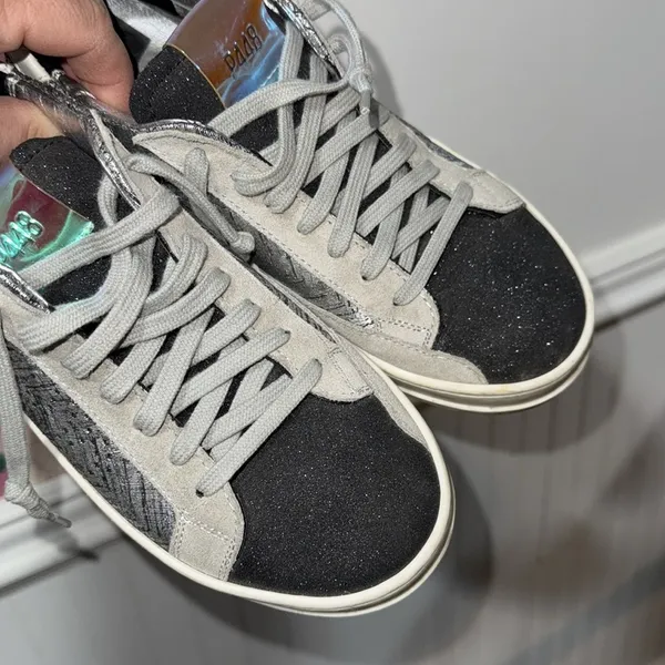 P448 sneakers size 5 Made to look worn silver gray black tartan John - Image 5