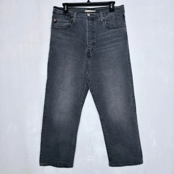 Levi’s Black Ribcage Straight Ankle Jeans - Image 2