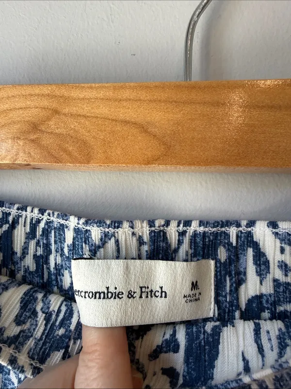 Abercrombie & Fitch Palazzo Oversized Flowy Wide Leg Pants - Image 4