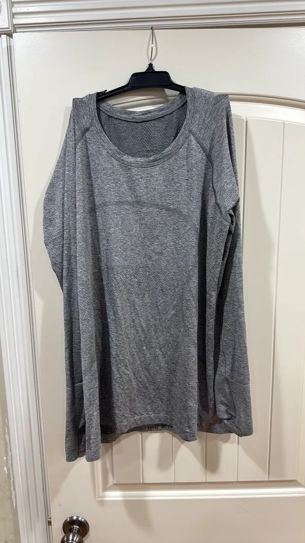 Lululemon Swiftly Long Sleeve Tech 2.0 - Image 2