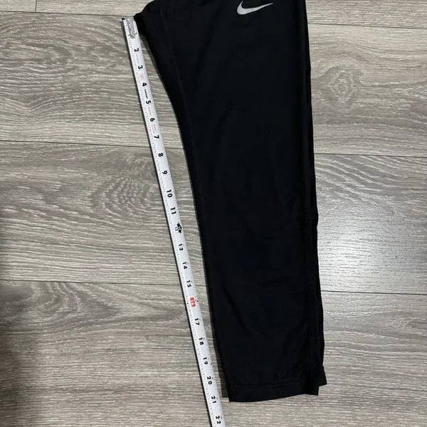 Nike Dri Fit‎ Size Medium Cropped Stretchy Leggings Womens Athletic Drawnstring - Image 11