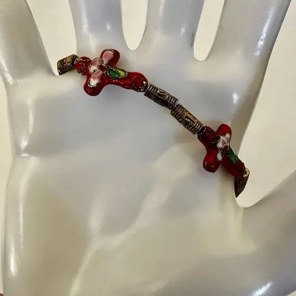 Cloisonné Red Cross bracelet Red - Image 2