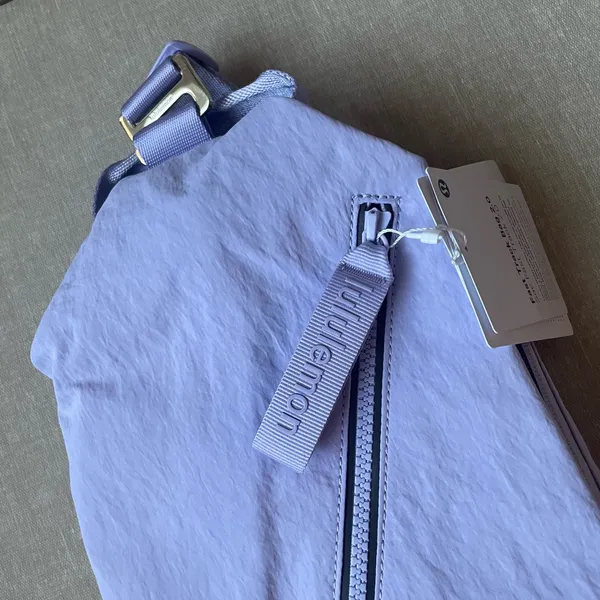 Lululemon Fast Track Bag 2.0 9L - Lavender Frost - Image 3