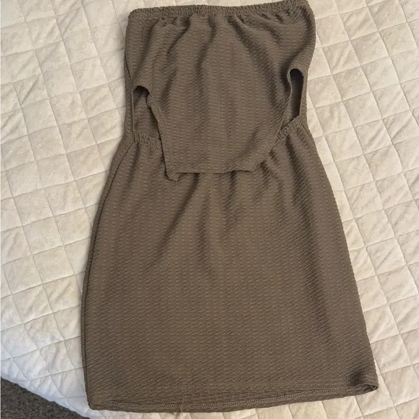 Pretty Little Thing Mocha Textured Mini Dress - Image 2