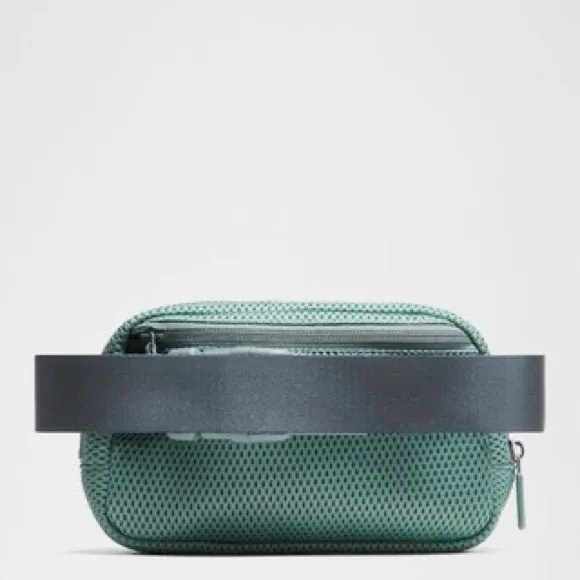 LULULEMON - SOLD OUT Crater Blue Everywhere Belt Bag 1L Knit Mesh - $48 - Image 2