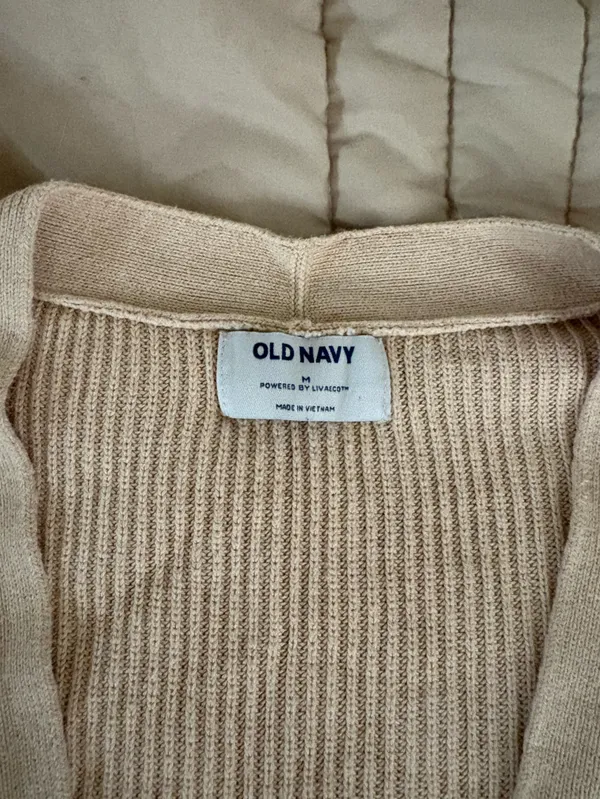 Old Navy Women’s Light Beige Ribbed Cardigan - Image 2