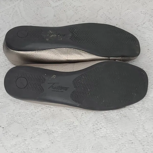Trotters Sizzler silver perennial ballet flats 5.5 - Image 9