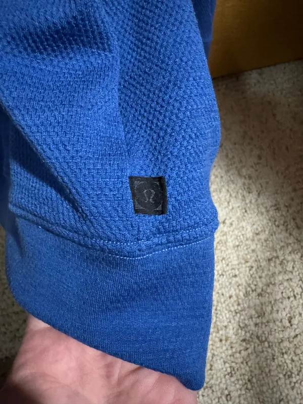 Men’s Lululemon Hoodie - Image 3