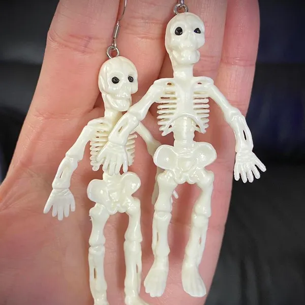 Handmade big skull goth grunge punk funky Halloween unisex earrings 🖤💀 - Image 2
