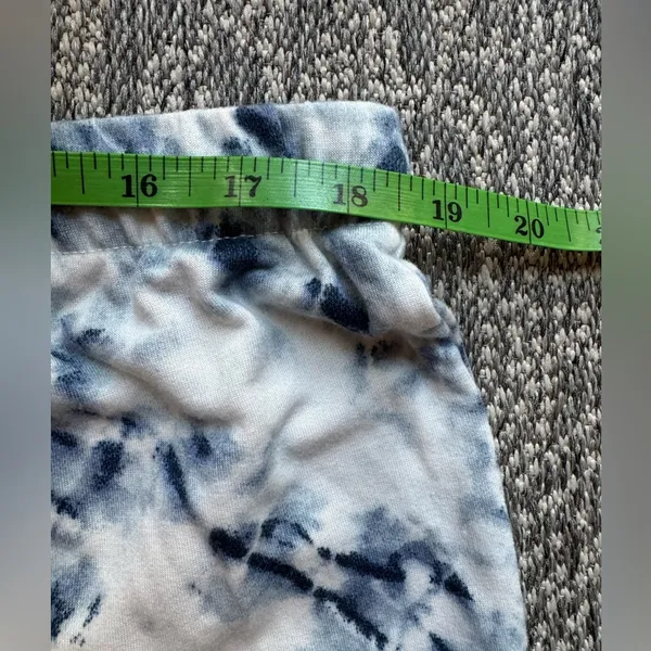 LUCKY BRAND Blue & White Tie-Dye Pajama Shorts - XL - Image 4