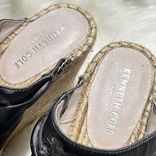 Kenneth Cole Gunmetal Grey Satin Espadrilles Wedge‎ Sandals Size 7.5M. B83 - Image 3