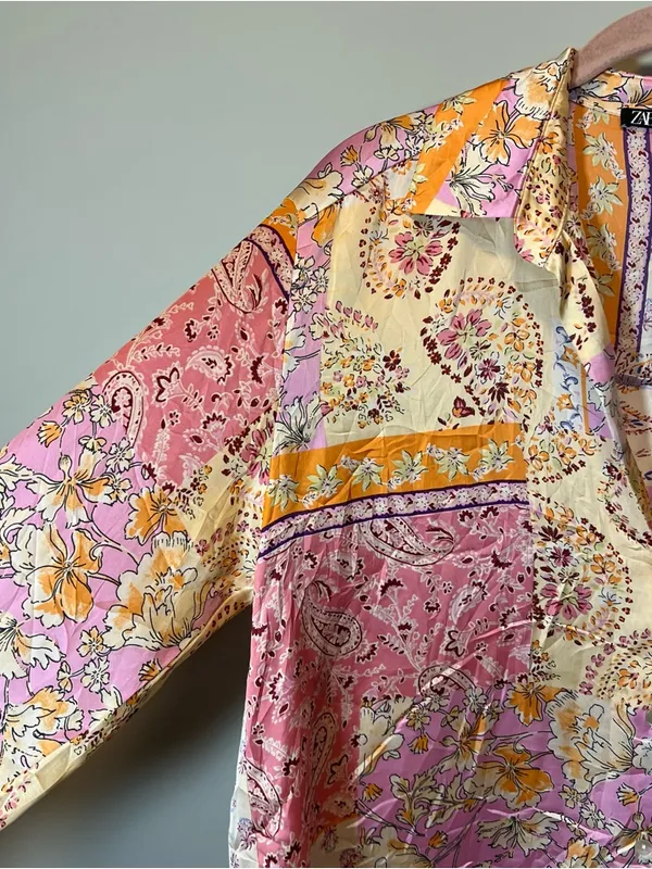 Zara Flowy Satin Button Down‎ Shirt Floral Paisley New Pink Small - Image 5