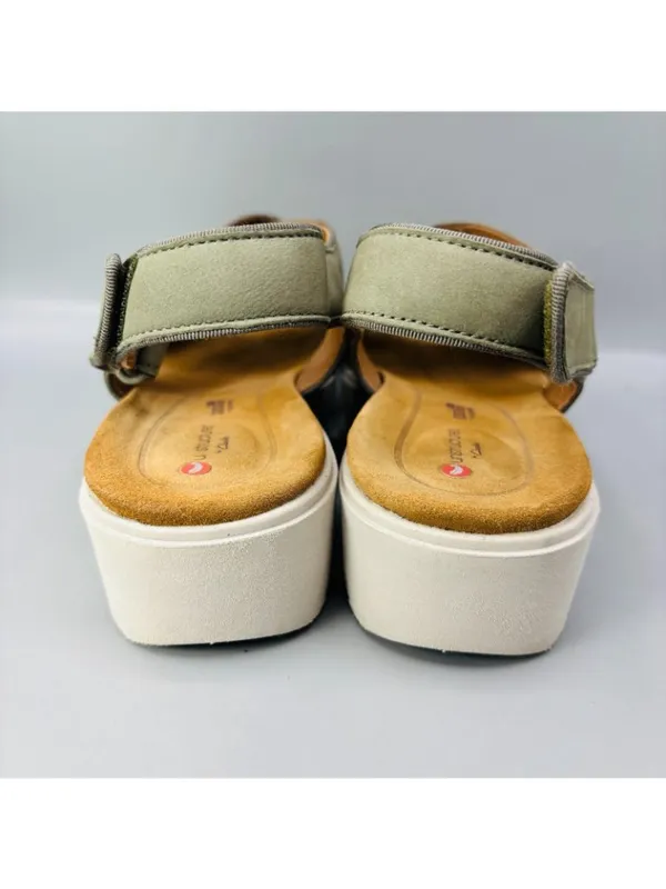 Clarks Un Karely Sun Sandals Womens 9.5 Green Wedge Heel Open Toe 61096099 - Image 3