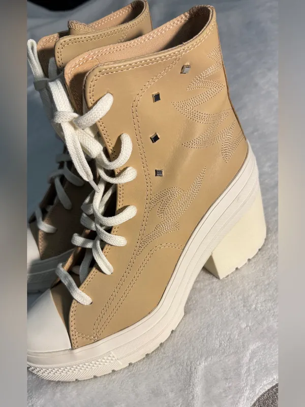 Converse Chuck 70 De Luxe Heel Platform Weatherized Leather NWOB - Image 3