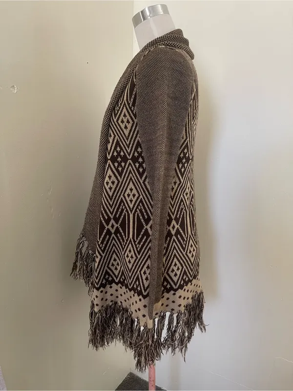 Fringed Open - Image 2