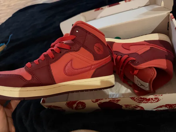 Jordan Nike Air limited edition  - Image 2