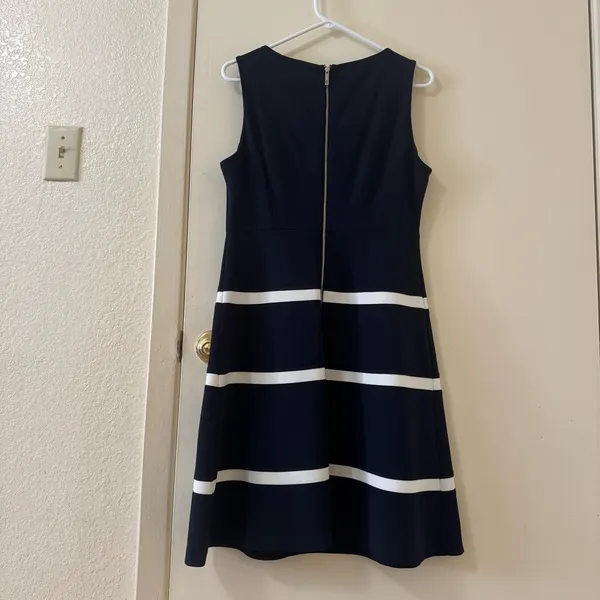 Tommy Hilfiger Navy White Fit & Flared Scuba Dress Size 10 - Image 4