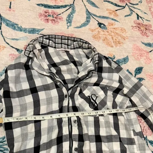 Victoria's Secret Plaid Button-Down Shirt – XS – Black & White –‎ Cotton Modal - Image 4