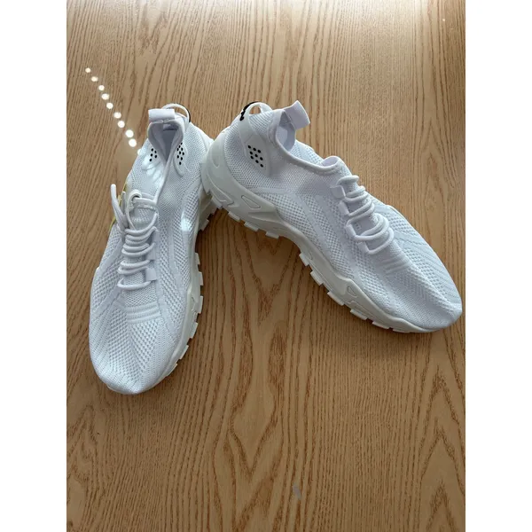 New Women's Lace Up Tie Up Sneakers White size 7-7.5 - Image 2