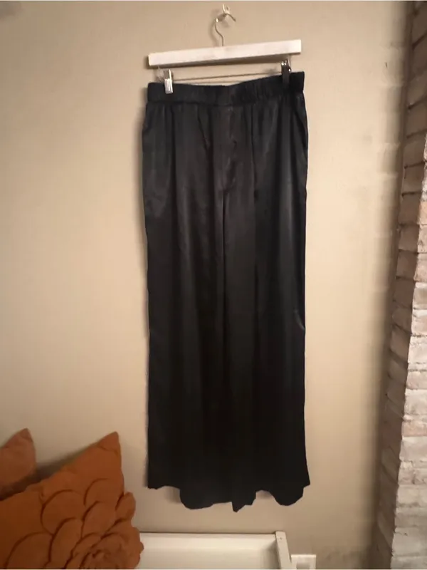 DAILY DRILLS Silky Resort Pants - Image 2