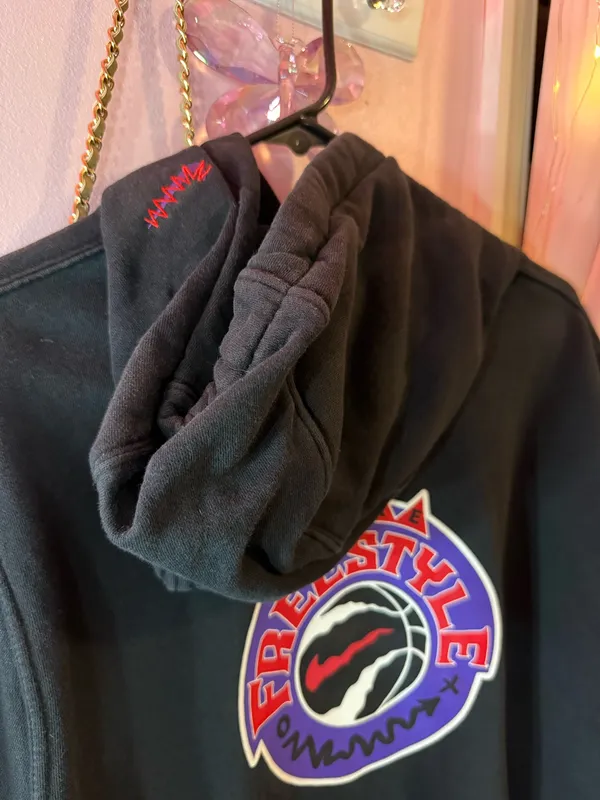 Nike Graphic Hoodie Black - Image 4