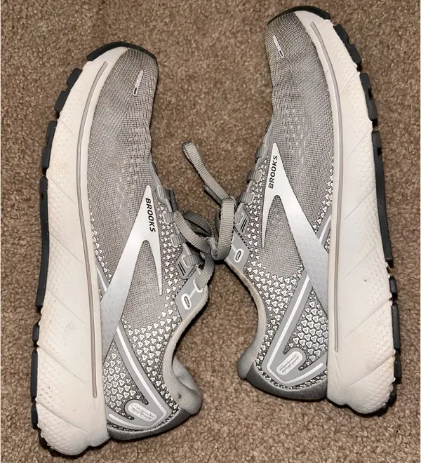 Brooks Ghost 14 Shoes - Image 3