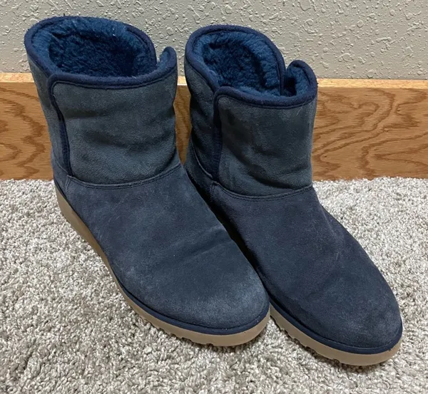 UGG Kristin Mini Wedge Boots - Image 4