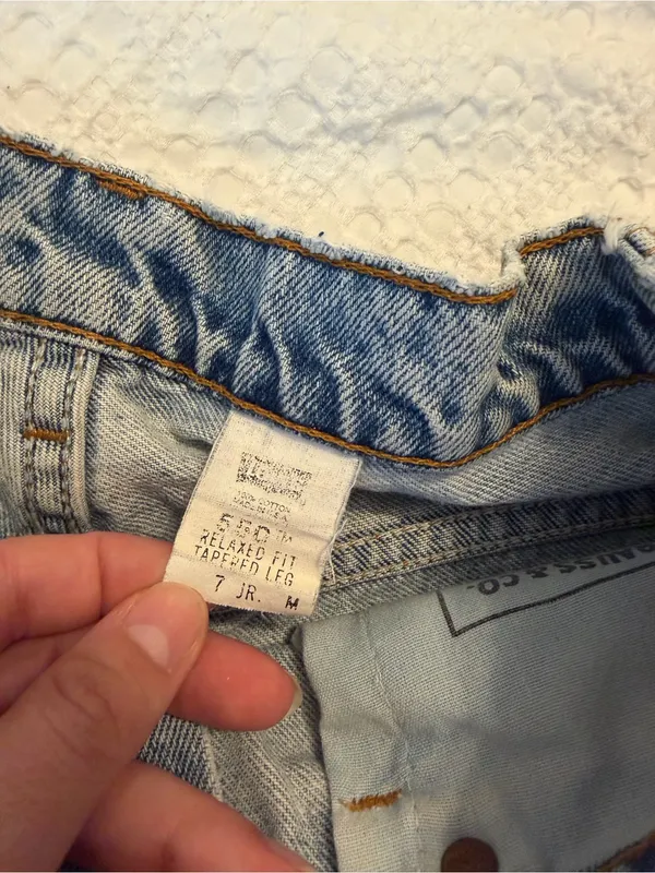 Levi's Vintage Light Wash High-Rise Cutoff Denim Shorts - Image 5