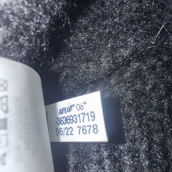 Aerie Black Knit Toboggan Ski Winter Weather One Size Hat Cap Pompom‎ Beanie - Image 9