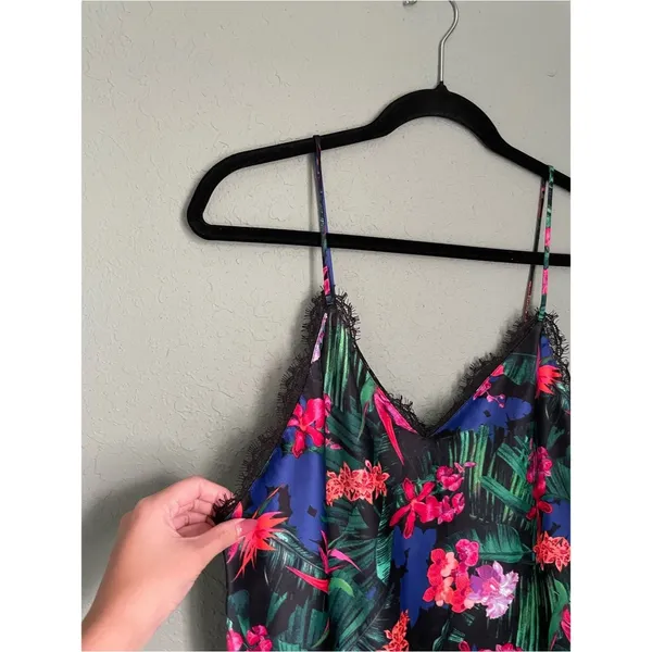 Victoria’s Secret Stretch Satin Lace Trim Cami Size Large Moonlit Tropic Flyaway - Image 4