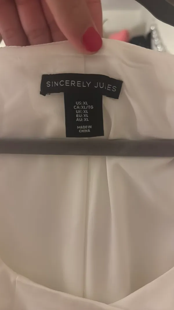 Sincerely Jules white grad dress! - Image 2