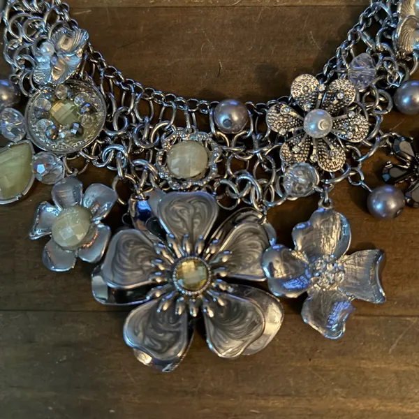 Ny Collection silver tone floral charms statement bib necklace - Image 4