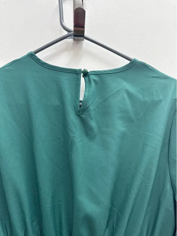Boutique women’s dress size large Green - Image 9