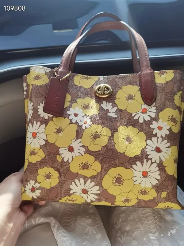 Coach Willow Tote Bag 24 In Signature Canvas With Floral Print NWT，c9721 - Image 8
