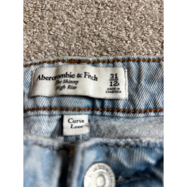Abercrombie & Fitch Skinny Jeans 31/12 Light Wash Distressed Curve Love HighRise - Image 3