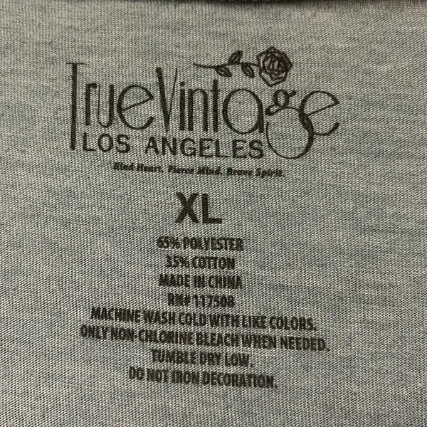 TRUE VINTAGE Females are Strong as Hell Tank Top Size XL - Image 10