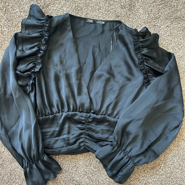 Black Ruffle Long Sleeve Top - Image 2