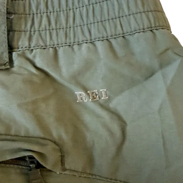REI Mid Rise Convertible Army Green Cargo Hiking Shorts Nylon UPF 50+ Women's SM - Image 3