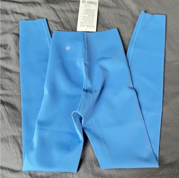 Lululemon Glow Up HR Tight 28” - Image 2