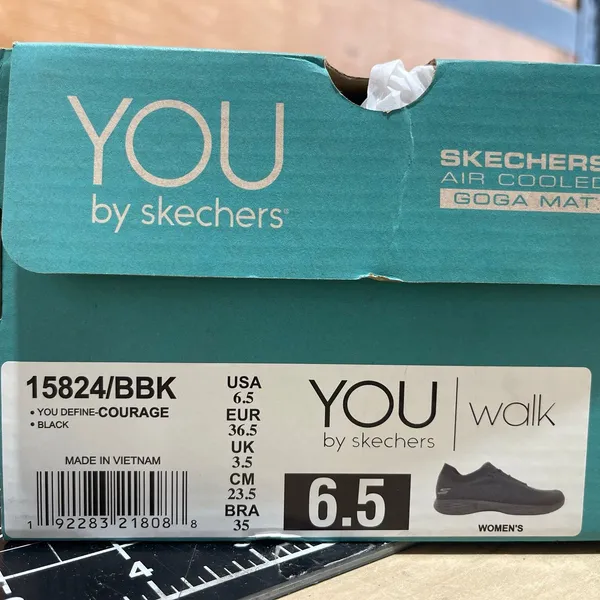 Skechers You Define Black Women Size 6.5 - Image 6